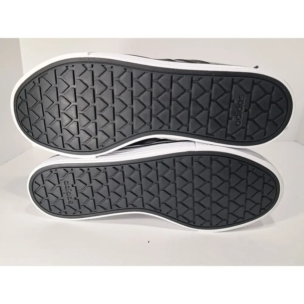 Adidas Daily 4.0 Sneaker Color Gray Size Mens 7.5 Womens 8.5